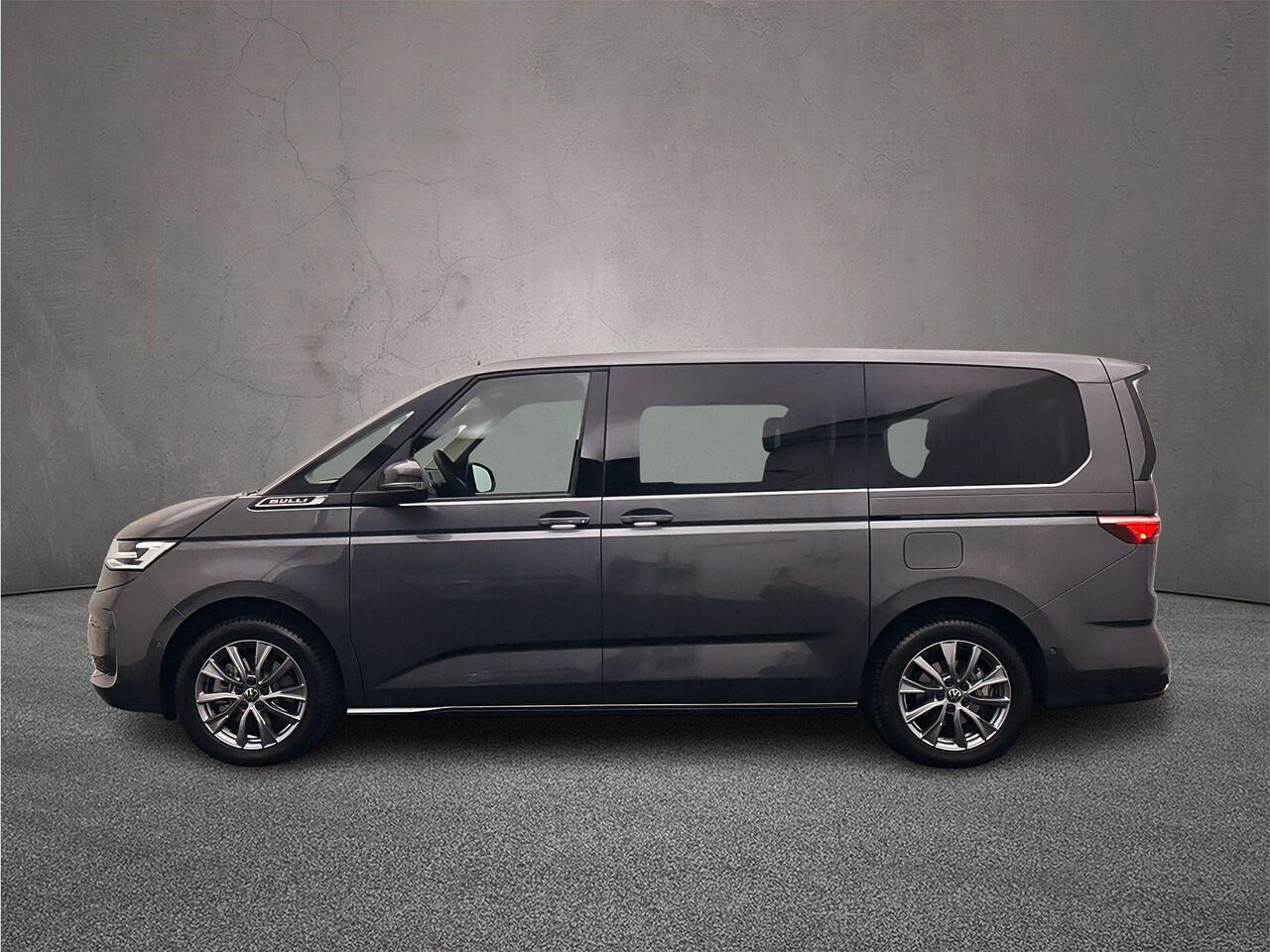 Volkswagen MULTIVAN 1.5 245pk DSG eHybrid L2 Bulli Edition 4Motion> ¤ 2.500,= Inruilpremie < | AssistentiepakketPlus | Trekhaak | 7-zits Premium zitopstelling |