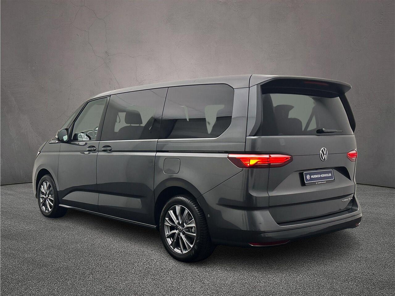 Volkswagen MULTIVAN 1.5 245pk DSG eHybrid L2 Bulli Edition 4Motion> ¤ 2.500,= Inruilpremie < | AssistentiepakketPlus | Trekhaak | 7-zits Premium zitopstelling |