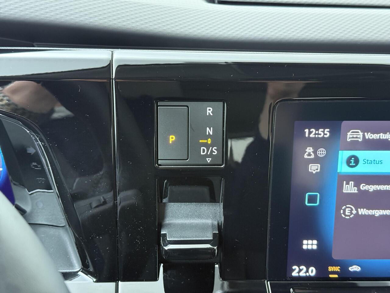 Volkswagen MULTIVAN Bedrijfswagens Economy Business L2 1.5 eHybrid EU6 180 kW (245pk)