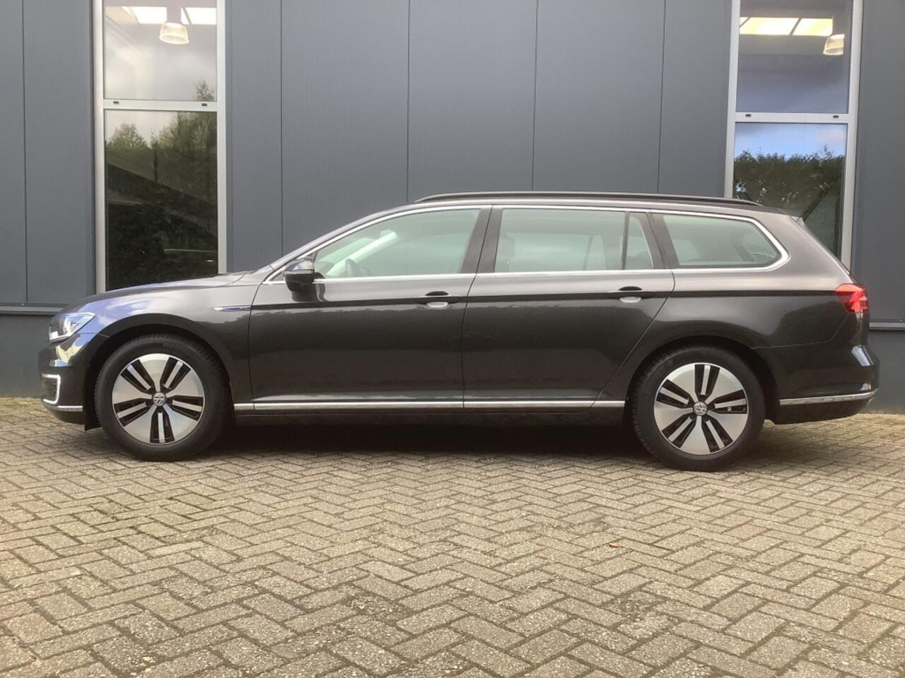 Volkswagen PASSAT 1.4 TSI Variant GTE
