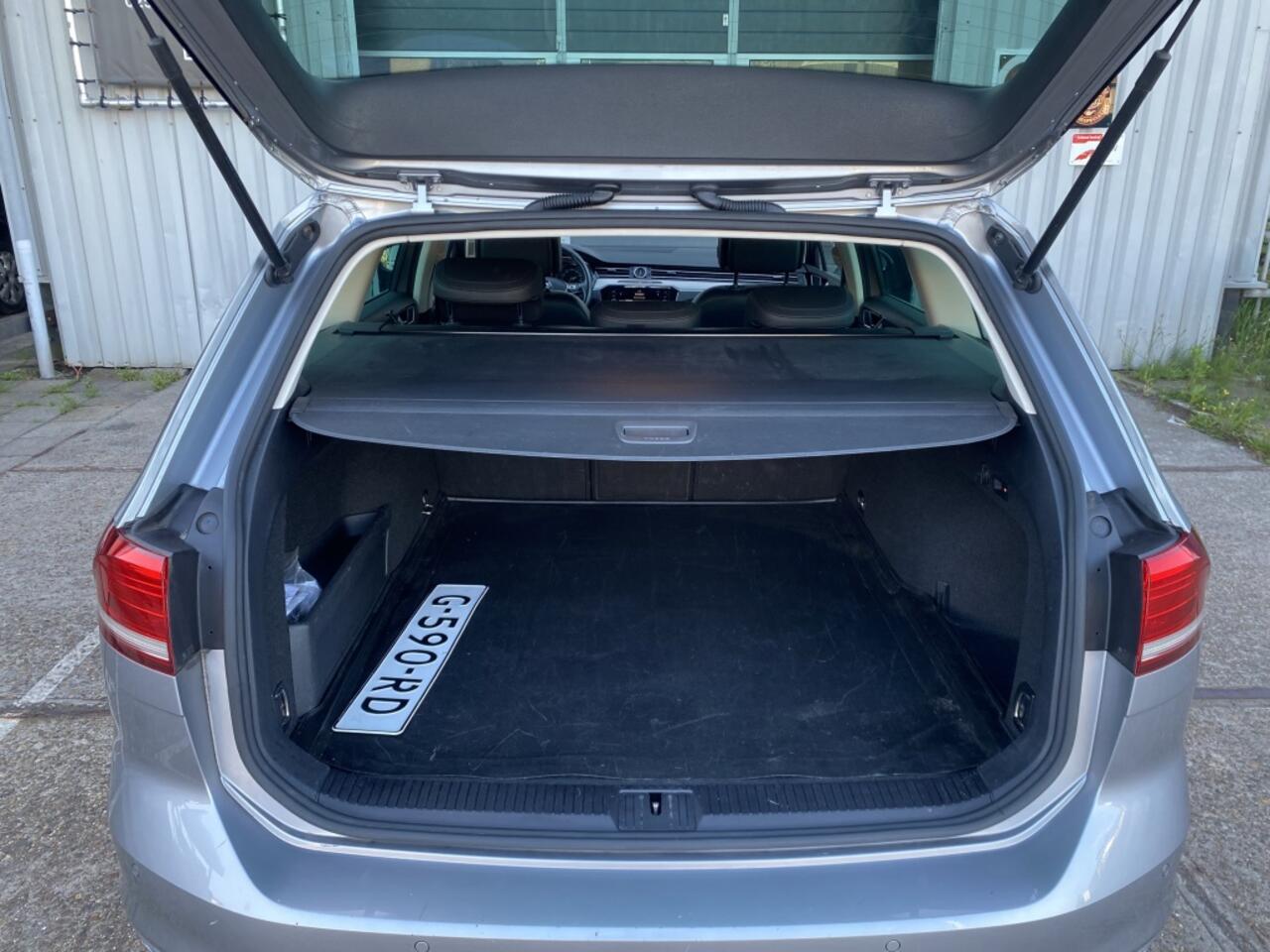 Volkswagen PASSAT 1.4 TSI GTE HIGHLINE