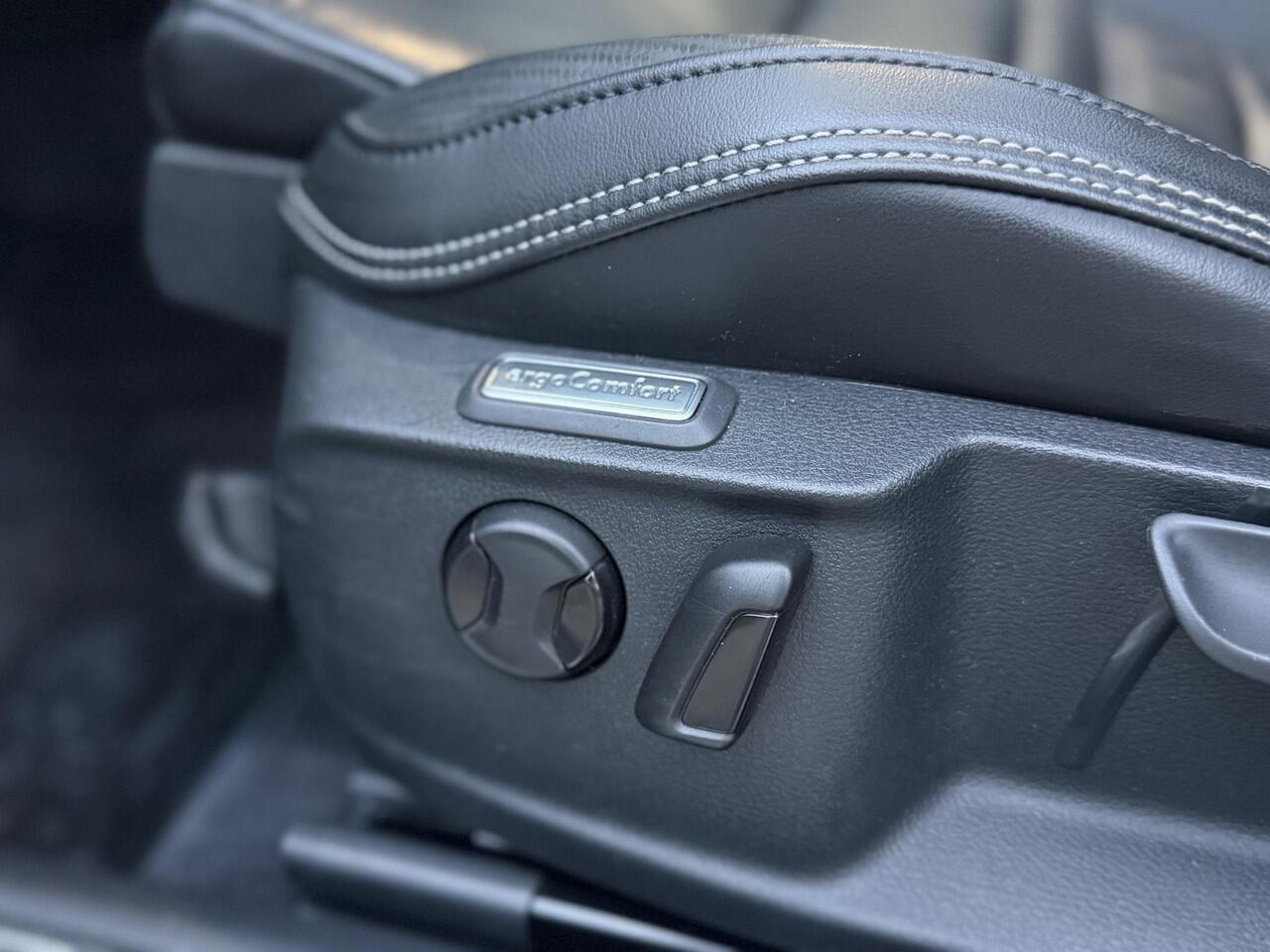 Volkswagen PASSAT Variant 1.5 TSI Highline Business R |Pano|Leer|360 Cam|Ad.Cruise|Sfeer