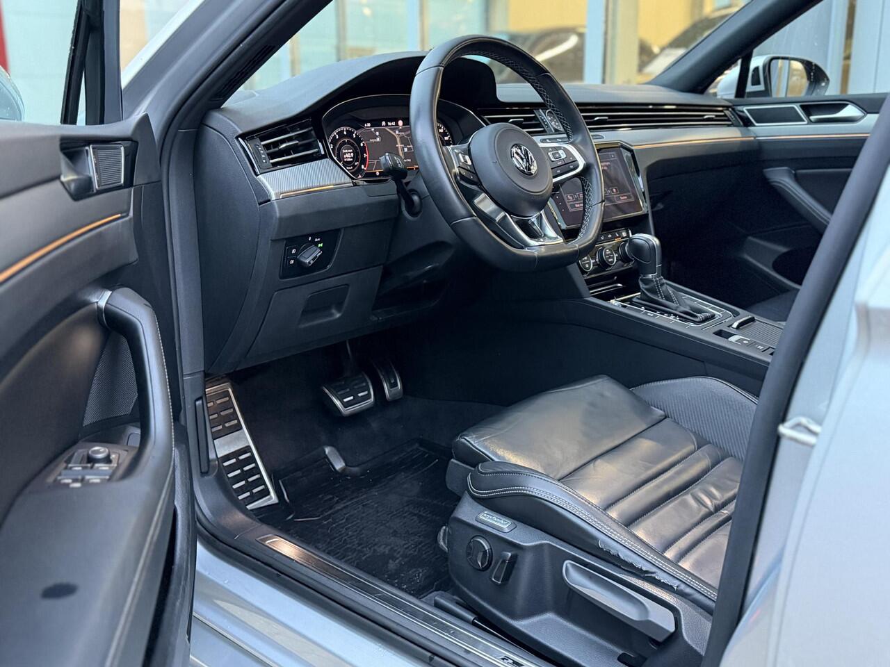 Volkswagen PASSAT Variant 1.5 TSI Highline Business R |Pano|Leer|360 Cam|Ad.Cruise|Sfeer