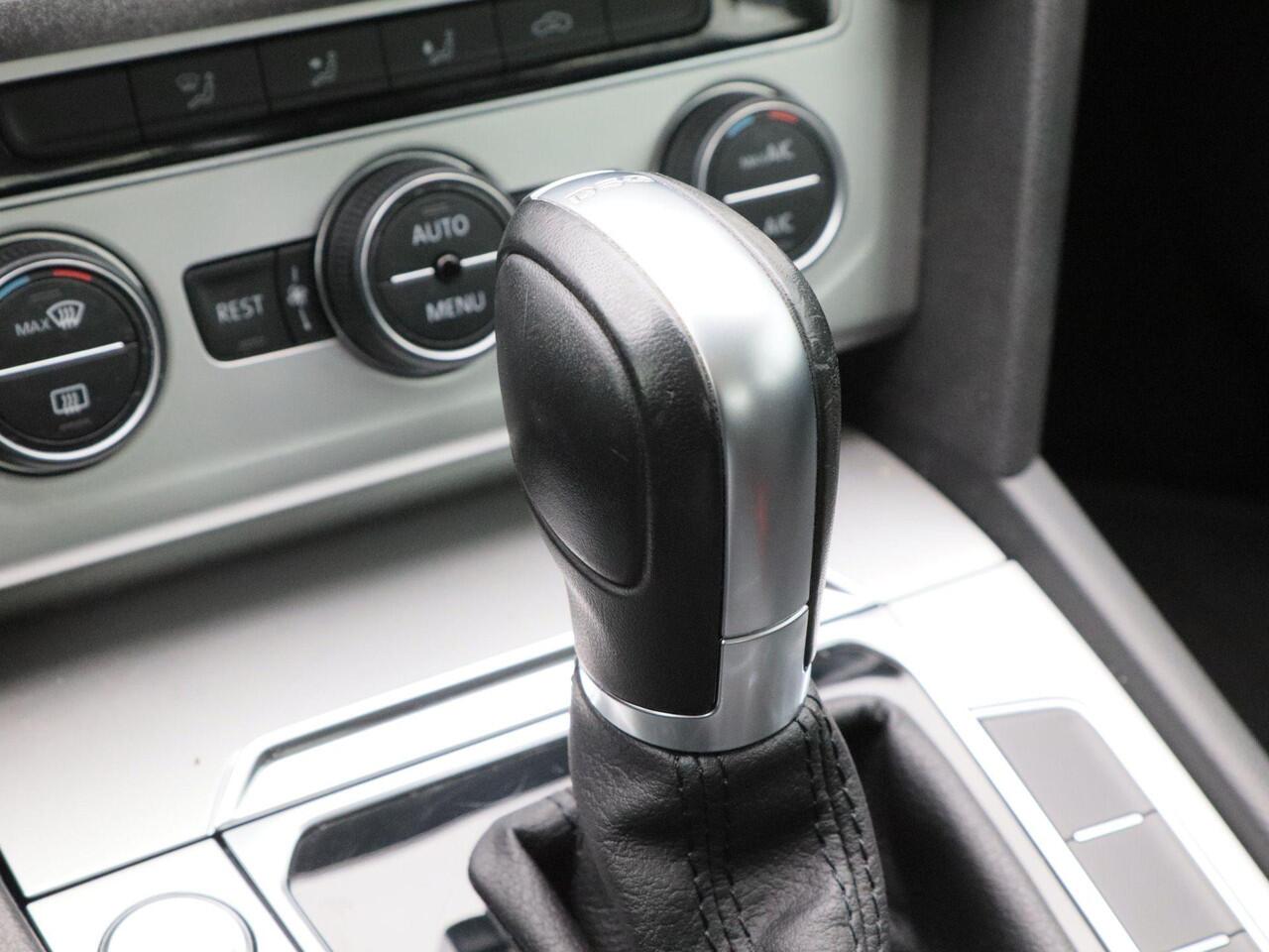 Volkswagen PASSAT 1.5 TSi 150 Pk Automaat Comfortline | Adaptive Cruise | Climate Control | Bluetooth | 16 Inch | 96.708 Km!