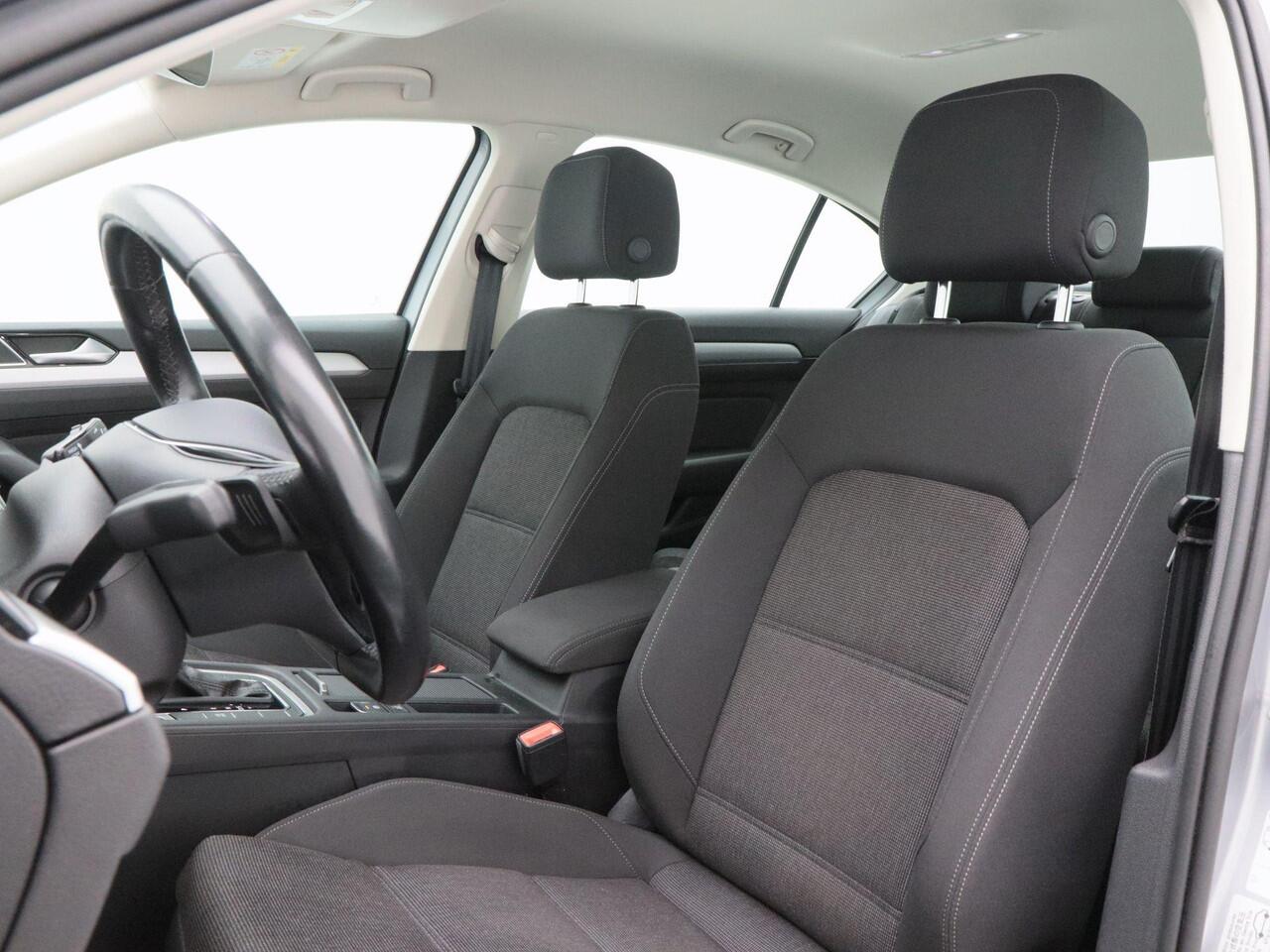 Volkswagen PASSAT 1.5 TSi 150 Pk Automaat Comfortline | Adaptive Cruise | Climate Control | Bluetooth | 16 Inch | 96.708 Km!