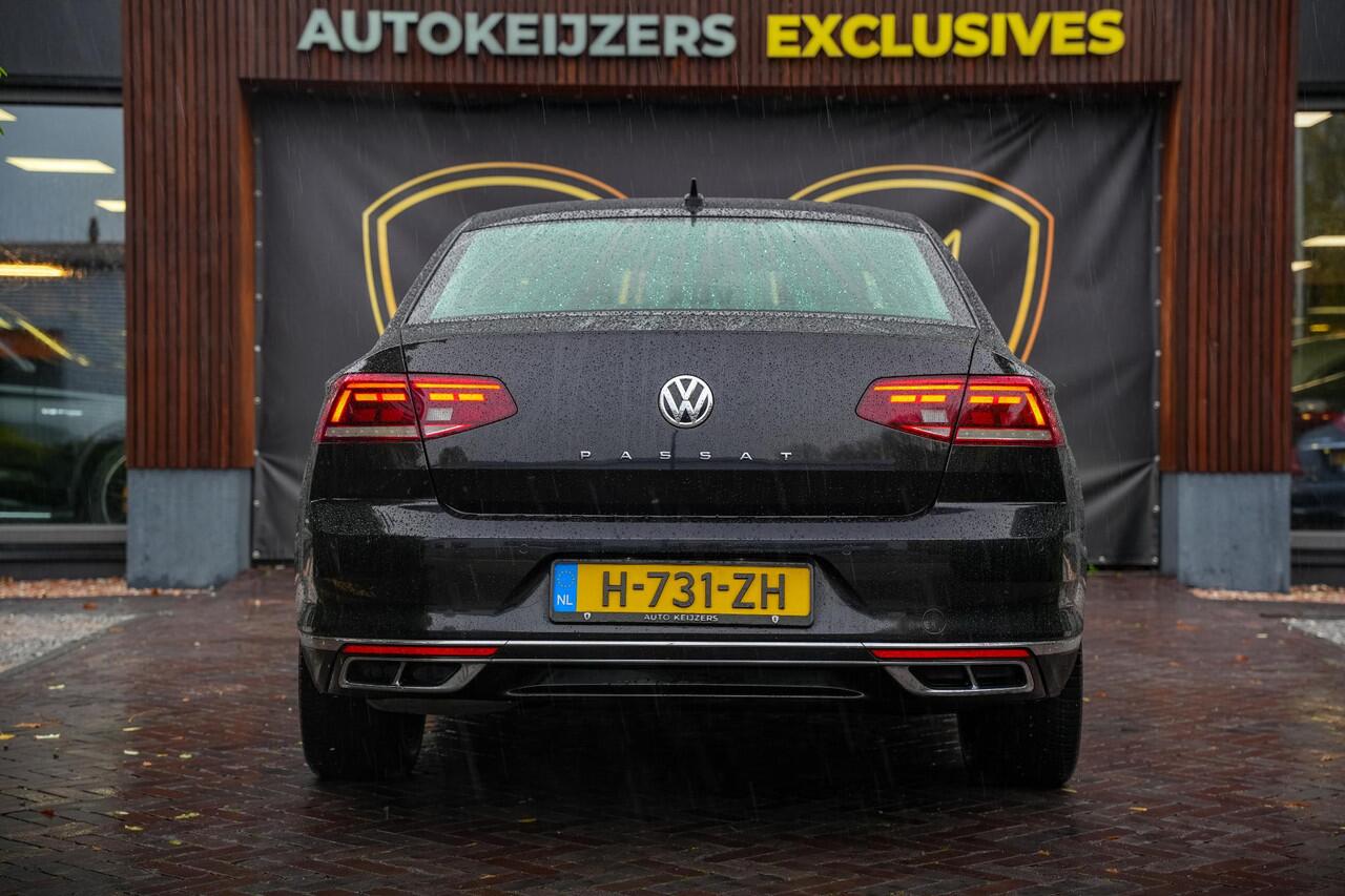 Volkswagen PASSAT 1.5 TSI Elegance Business R Leer Navi
