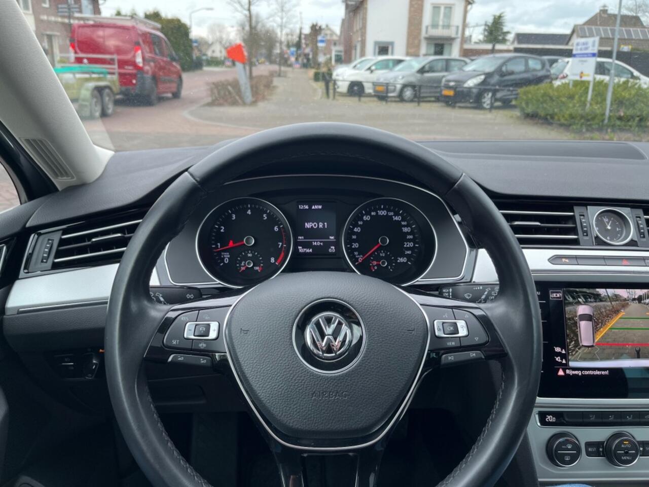 Volkswagen PASSAT VARIANT 1.5 TSI BUSINESS 150PK / SCHUIFDAK / CARPLAY / ADAP. CRUISE