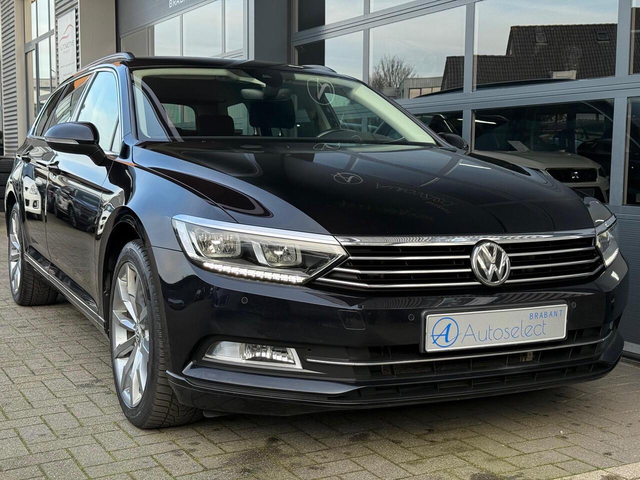 Volkswagen PASSAT Variant 1.5 TSI Highline DSG Navi Camera