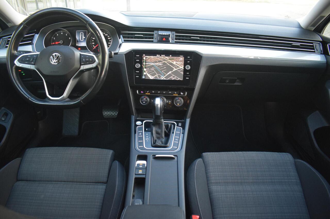 Volkswagen PASSAT Variant 1.5 TSI DSG Comfort Business met NAV|PDC|TREKHAAK|