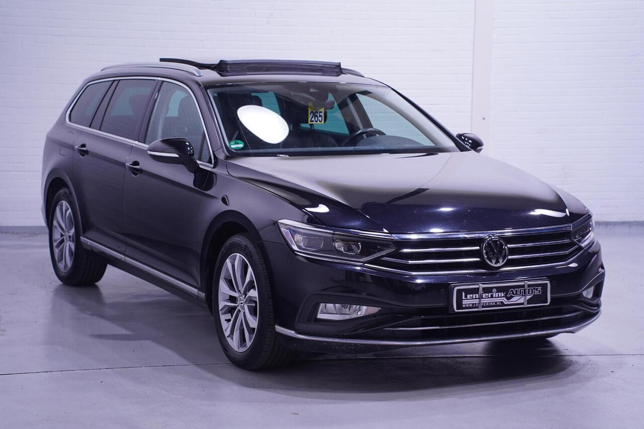 Volkswagen PASSAT Variant 1.5 TSI Elegance Panodak Matrix-led Leder/alcantara 1e Eigenaar NAP