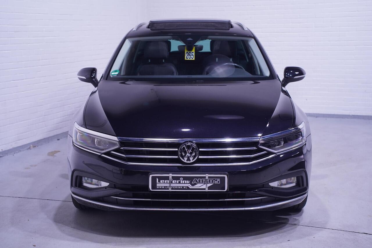 Volkswagen PASSAT Variant 1.5 TSI Elegance Panodak Matrix-led Leder/alcantara 1e Eigenaar NAP