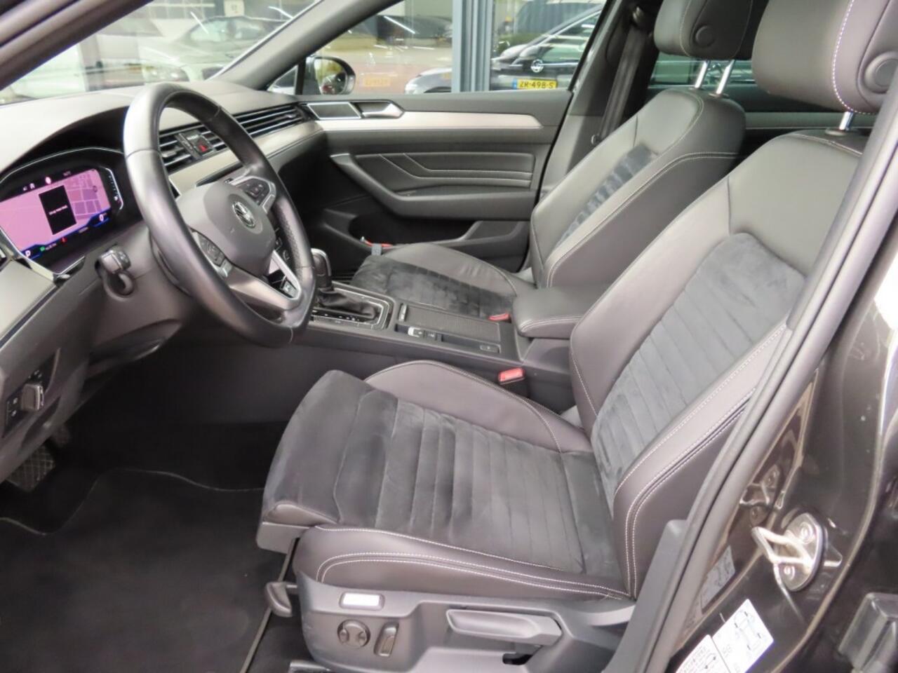 Volkswagen PASSAT 1.5 TSI Elegance R-Line Led Pano Adapt Cruise 2020