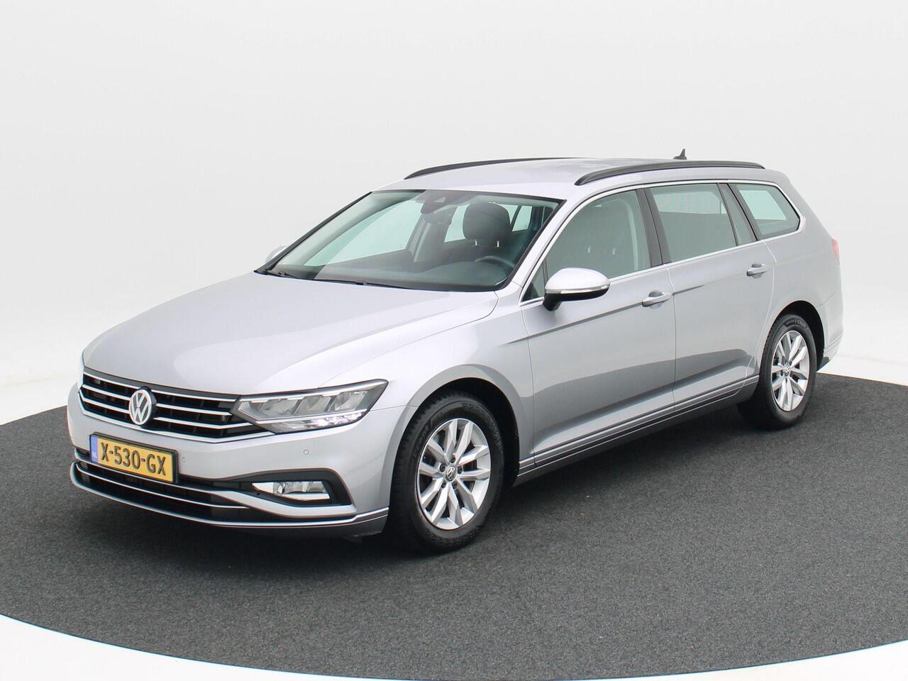 Volkswagen PASSAT Variant 1.5 TSi 150 Pk Automaat Comfort Business | Adaptive Cruise | Stoelverwarming | CarPlay | Achteruitrijcamera | Trekhaak | 16 Inch | 101.536 Km!!
