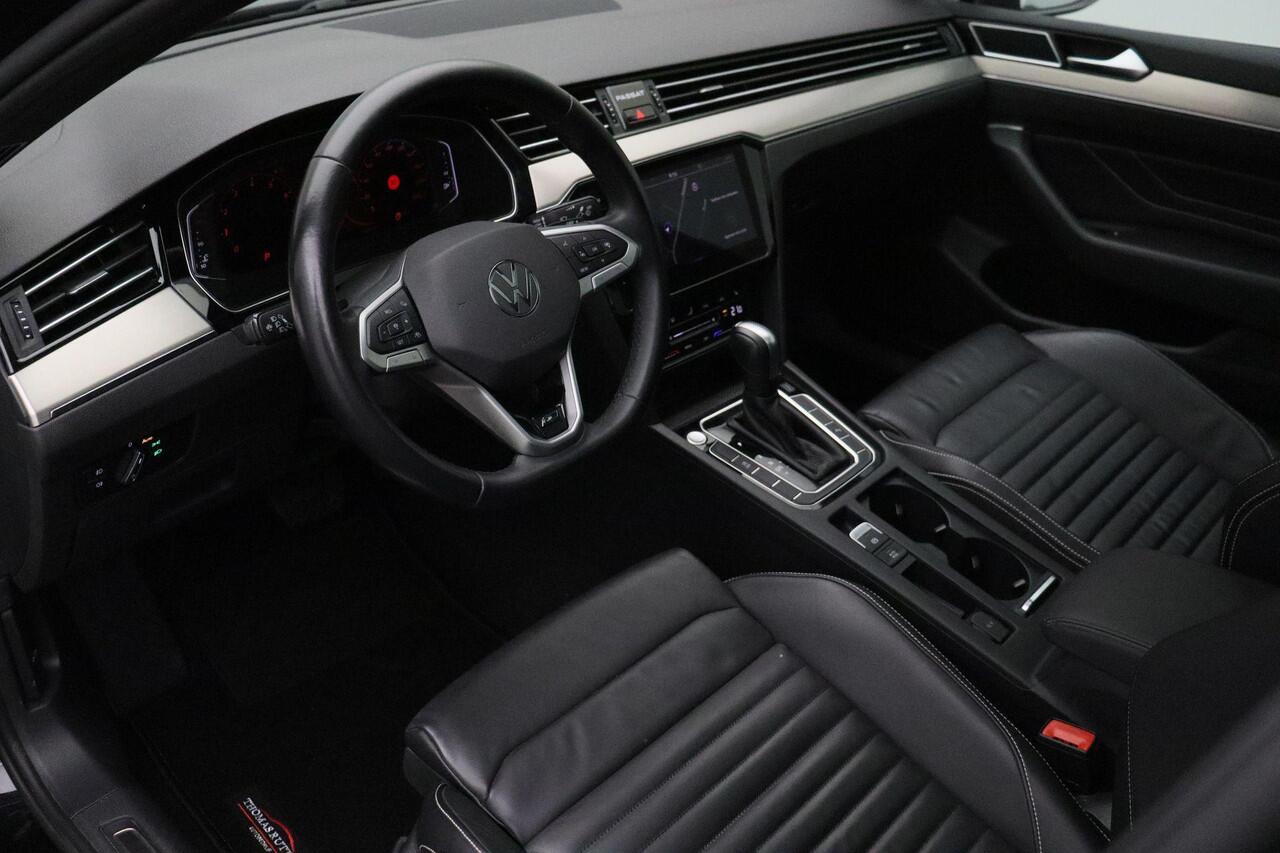 Volkswagen PASSAT 2.0 TSI R-Line Business + 2020 | Navigatie | Adaptive Cruise Control | Achteruitrij Camera | App Connect | 2 Sleutels | Nationale Autopas NAP | Boekjes | Multifunctioneel Stuurwiel | Digitaal Dashboard