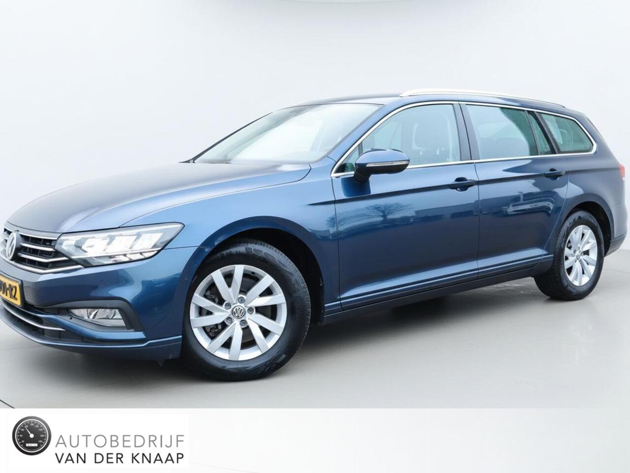Volkswagen PASSAT Variant 1.5 TSI Comfort Business | NAP | Clima | Adapt. Cruise | Multimedia/Navi | LED | PDC V+A | Keyless | trekhaak |