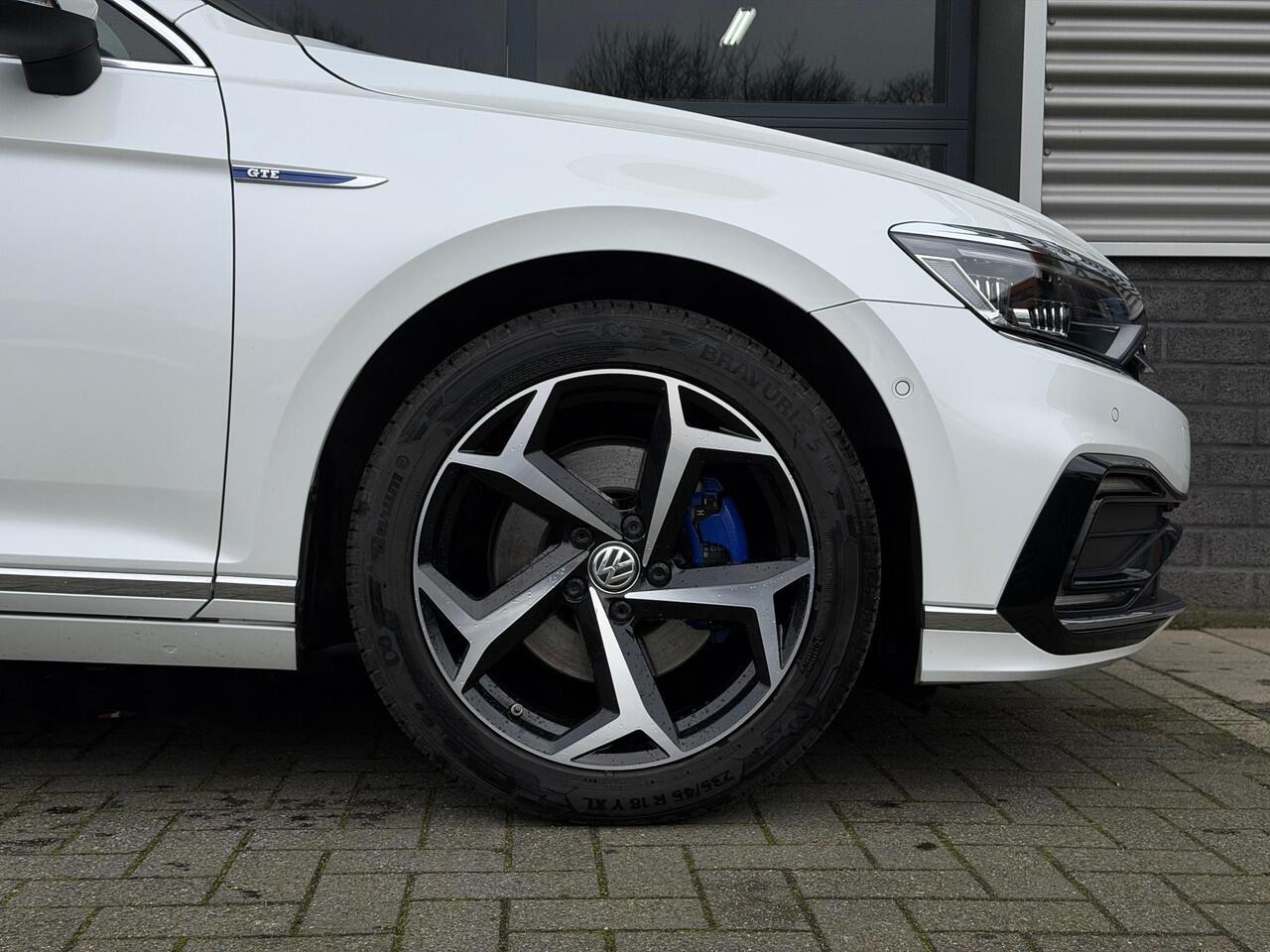 Volkswagen PASSAT Variant 1.4 TSI PHEV GTE Pano Navi Leder