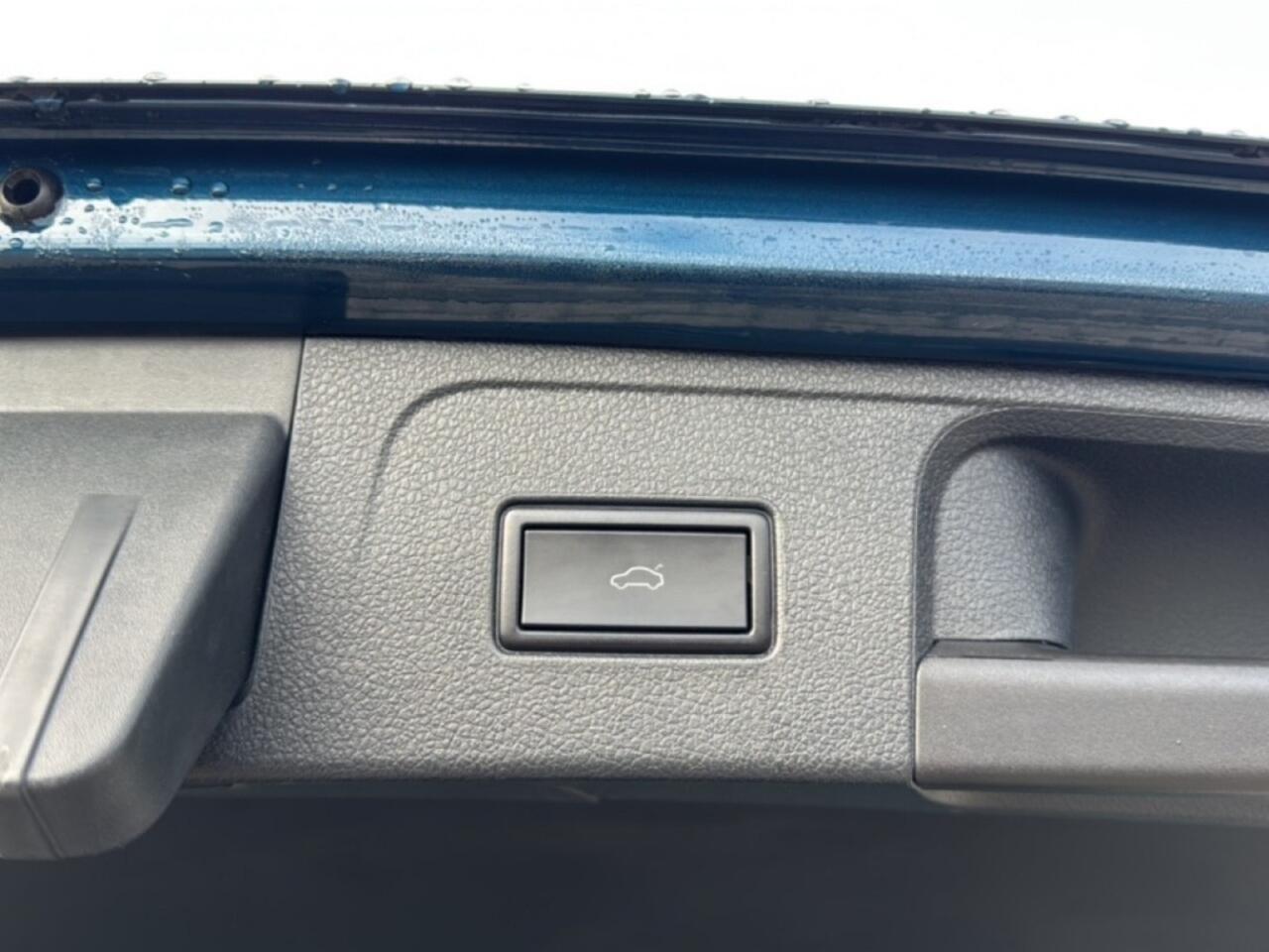 Volkswagen PASSAT 1.4 TSI DSG GTE PANODAK/360CAM/ELEKKLEP/DYNAUDIO/ACC/STOELVERW