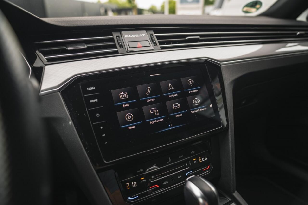 Volkswagen PASSAT 1.5 TSI COMFORT BNS.