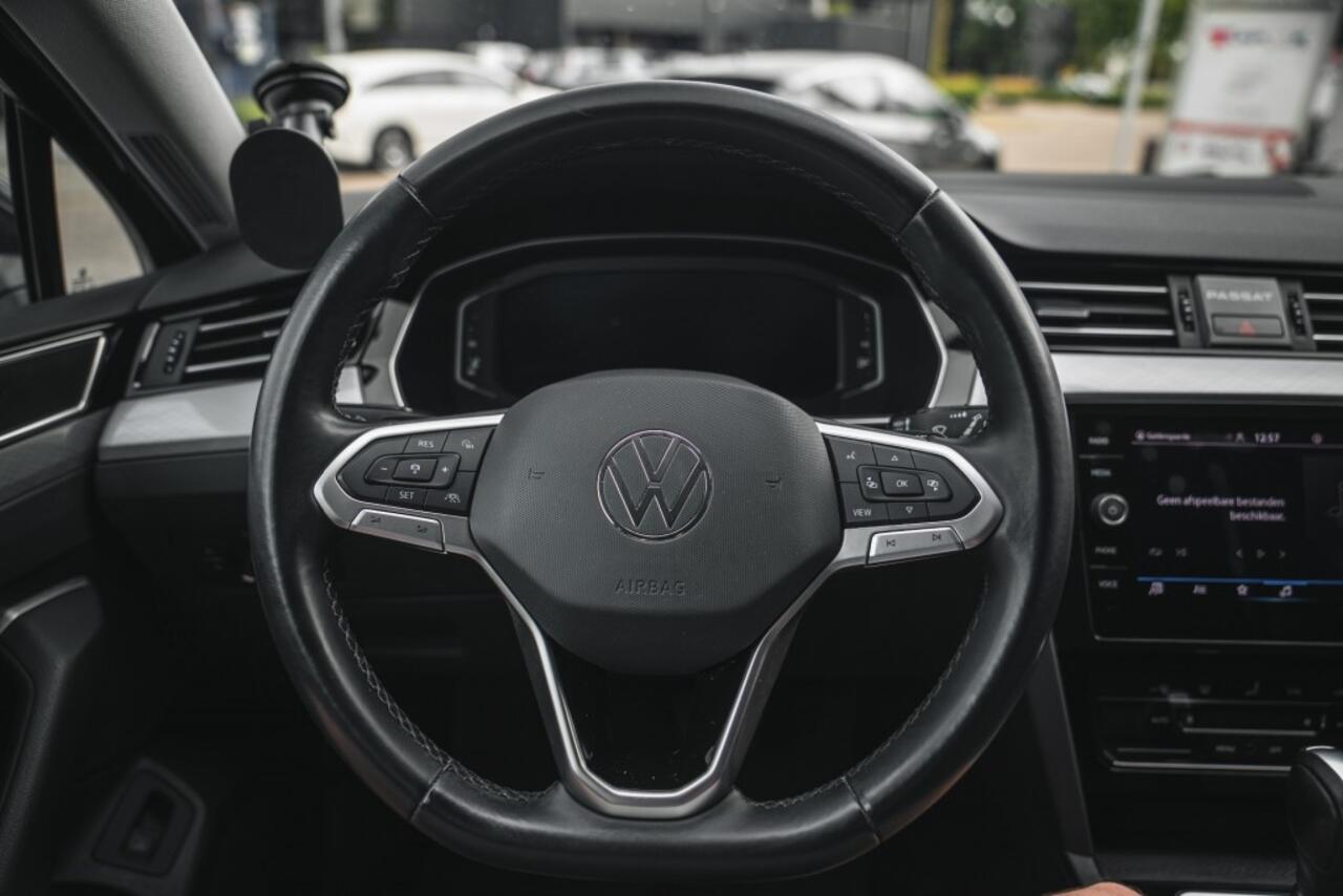 Volkswagen PASSAT 1.5 TSI COMFORT BNS.