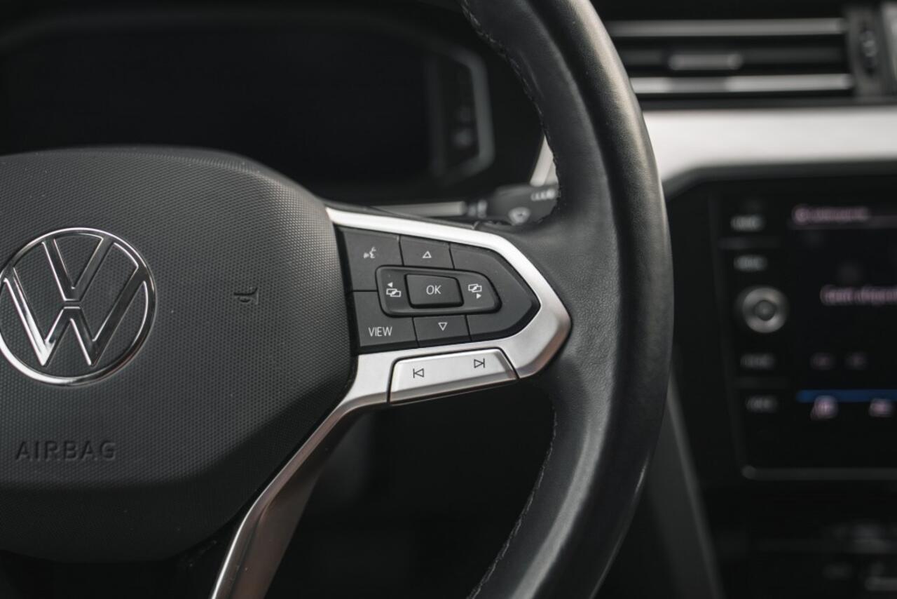 Volkswagen PASSAT 1.5 TSI COMFORT BNS.