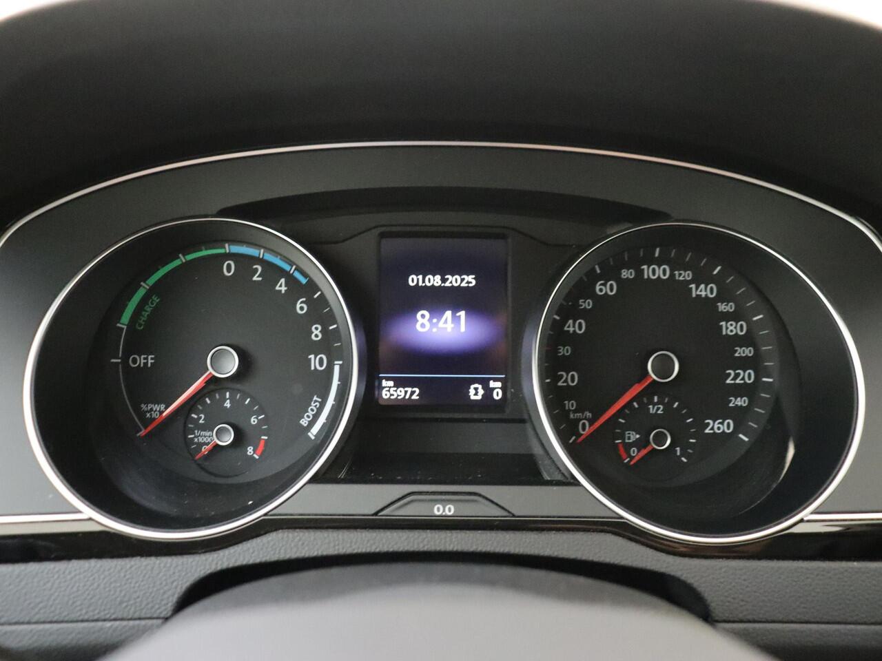 Volkswagen PASSAT Variant 1.4 TSI PHEV GTE | Navigatie | Adaptieve cruises control | Parkeersensoren | Keyless start | CarPlay | Bluetooth | Lane- en frontassist |