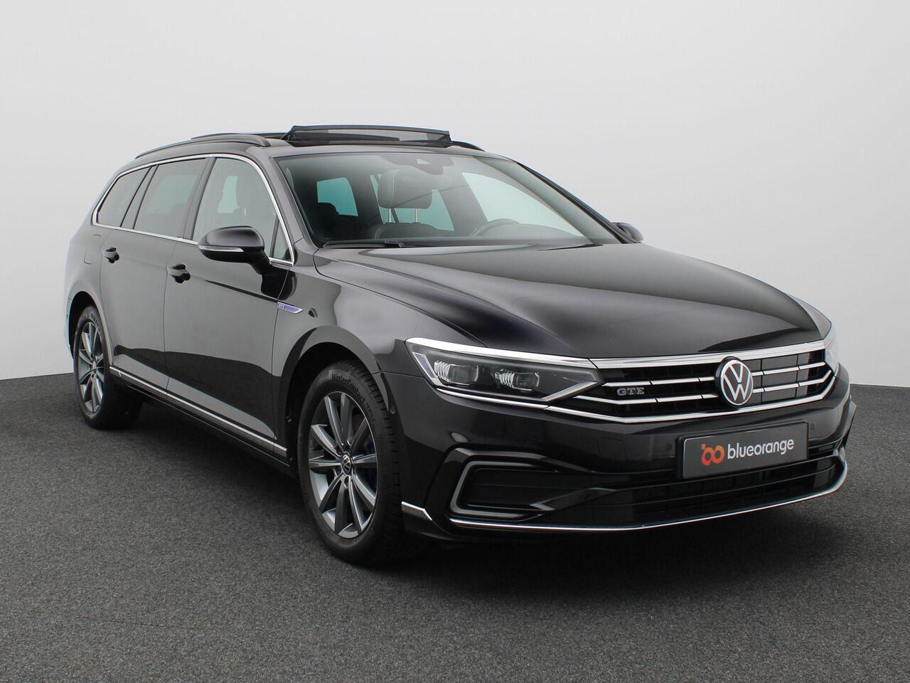 Volkswagen PASSAT Variant 1.4 TSI PHEV GTE Business 218PK DSG Pano-Schuifdak, Trekhaak, Achteruitrijcamera, Keyless, Side Assist, Stoel-Stuurverwarming, 18" LM Velgen, Adaptieve Cruise Control