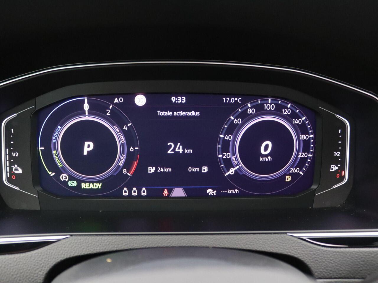 Volkswagen PASSAT Variant 1.4 TSI PHEV GTE Business 218PK DSG Pano-Schuifdak, Trekhaak, Achteruitrijcamera, Keyless, Side Assist, Stoel-Stuurverwarming, 18" LM Velgen, Adaptieve Cruise Control