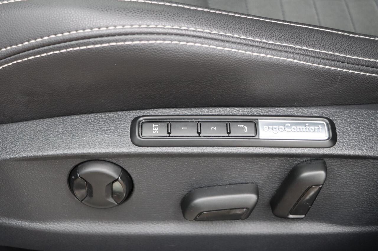 Volkswagen PASSAT Variant 1.4 TSI PHEV GTE Business 218pk DSG6