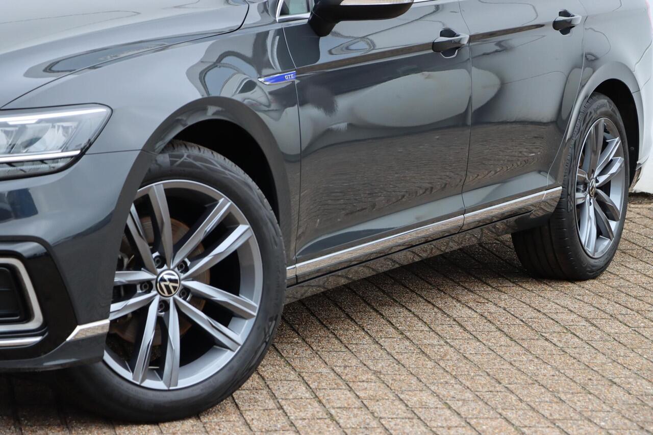Volkswagen PASSAT Variant 1.4 TSI PHEV GTE Business 218pk DSG6 | IQ. Drive | Stoelverwarming | Carplay | Camera | Ergo