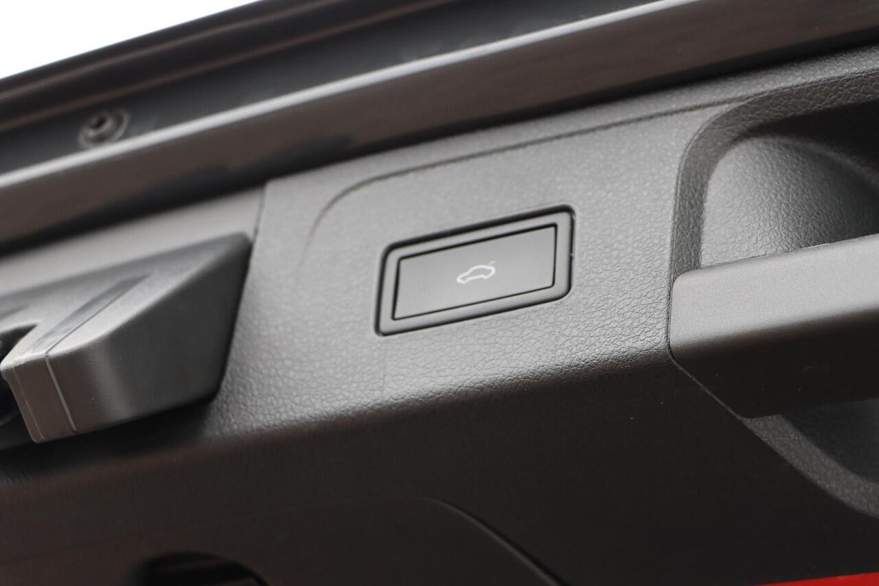 Volkswagen PASSAT Variant 1.4 TSI PHEV GTE Business 218pk DSG6 | IQ. Drive | Stoelverwarming | Carplay | Camera | Ergo