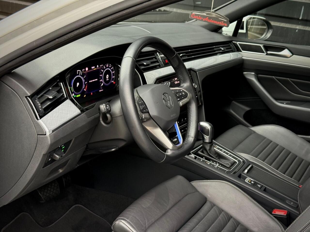 Volkswagen PASSAT Variant 1.4 TSI GTE PANO|VIRTUAL|ACC|CAMERA|TREKHAAK