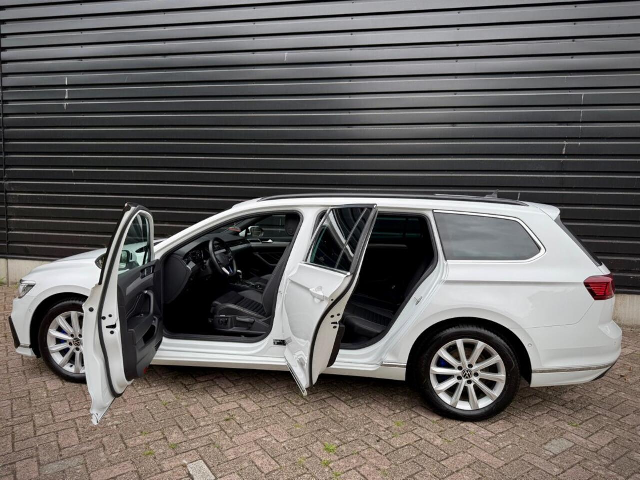 Volkswagen PASSAT Variant 1.4 TSI GTE PANO|VIRTUAL|ACC|CAMERA|TREKHAAK