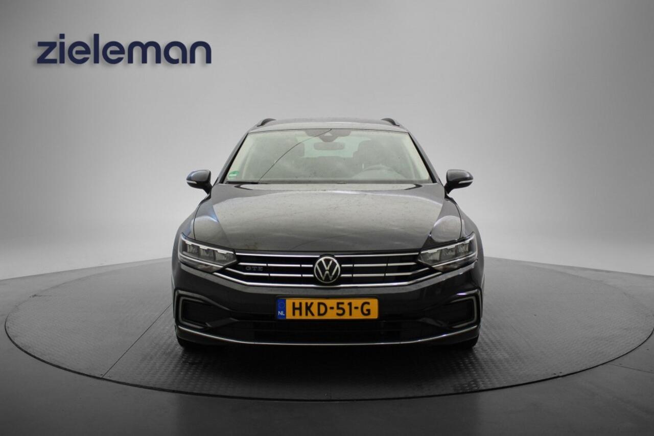 Volkswagen PASSAT Variant 1.4 TSI PHEV GTE Business - Carplay, Navi, Camera, Cruise, Stoelverw. Trekhaak, Massage