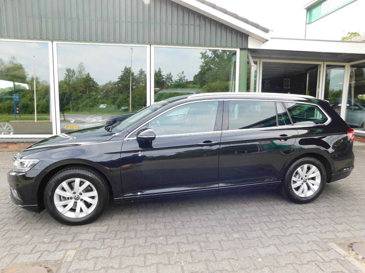 Volkswagen PASSAT 1.5TSI 150PK DSG BUSINESS!! All- in Prijs!!