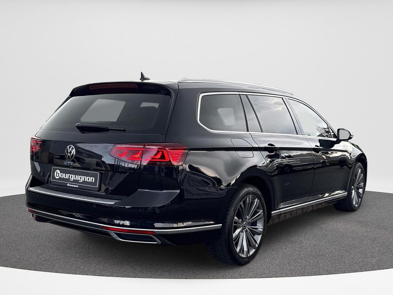 Volkswagen PASSAT Variant 1.4 TSI PHEV GTE Business | 218 pk | Pano Dak | Trekhaak | IQ Light |