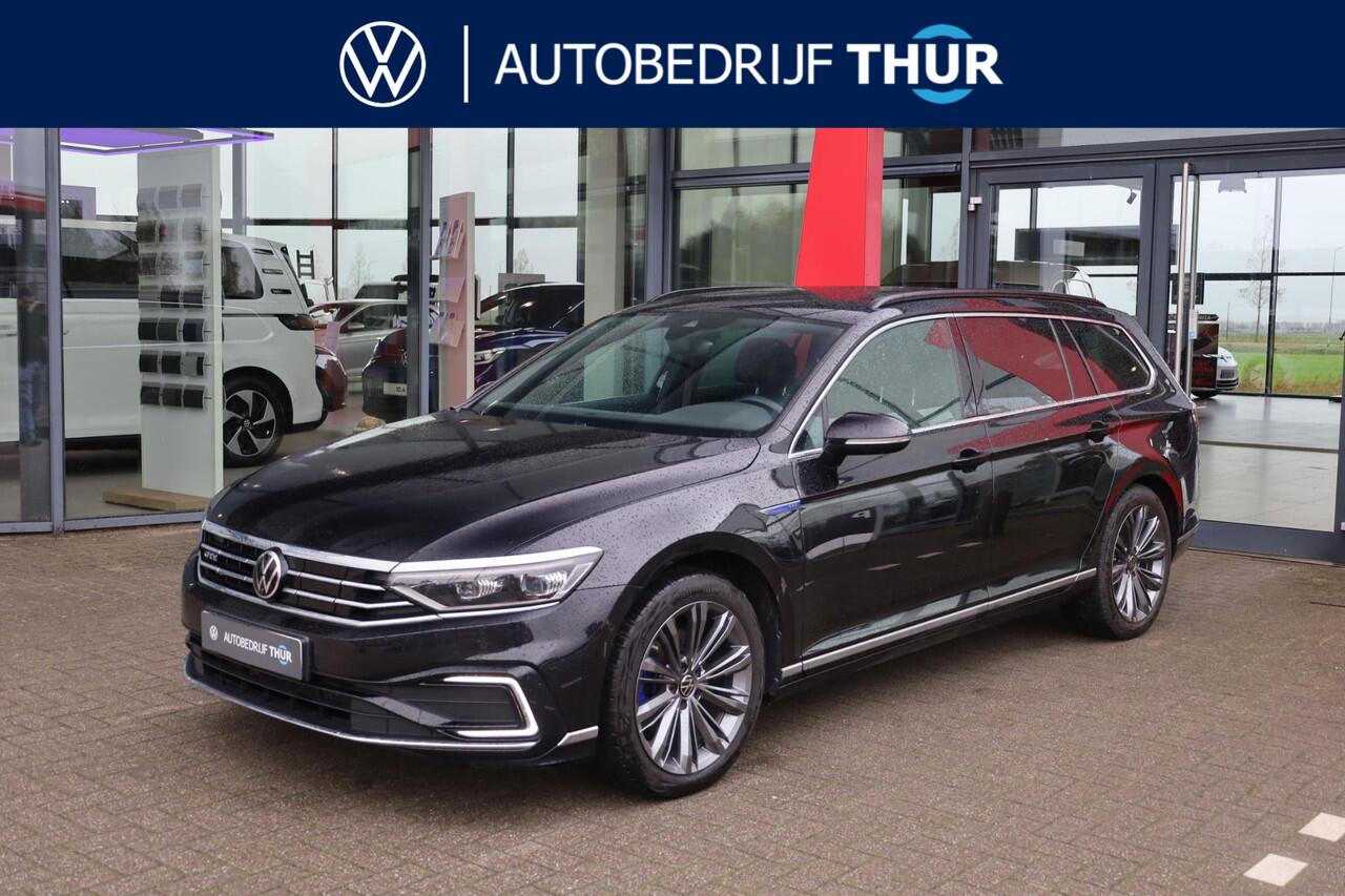 Volkswagen PASSAT Variant 1.4 TSI PHEV GTE Business DCC adaptief onderstel area view rondom zicht camera vol lederen bekleding elektrisch verstelbaar met memo functie IQ drive easy open met elektrische klep en keyless acces en go zwarte dakhemel klasse III alarm LED Matrix