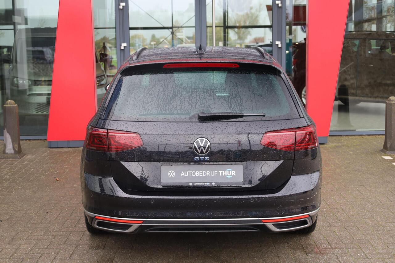 Volkswagen PASSAT Variant 1.4 TSI PHEV GTE Business DCC adaptief onderstel area view rondom zicht camera vol lederen bekleding elektrisch verstelbaar met memo functie IQ drive easy open met elektrische klep en keyless acces en go zwarte dakhemel klasse III alarm LED Matrix