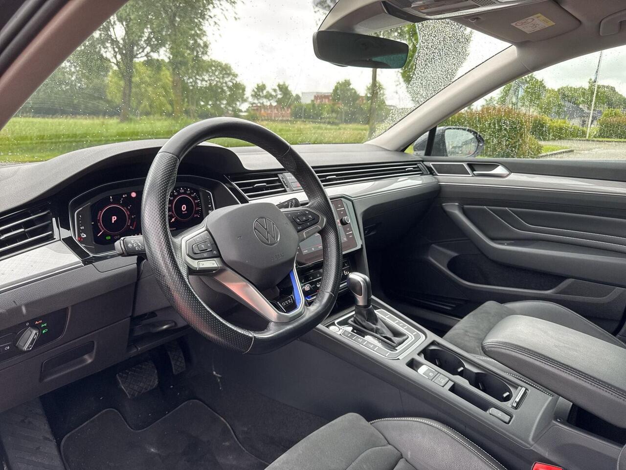 Volkswagen PASSAT 1.4 TSI PHEV GTE Business | 218 Pk | DCC | A-Camera | ERGO | Trekhaak |