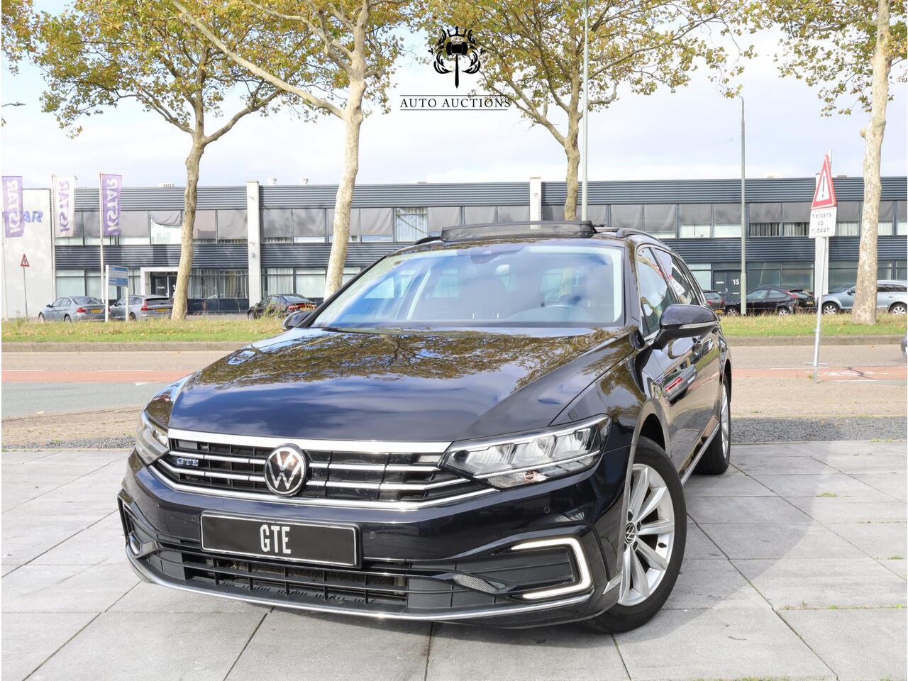Volkswagen PASSAT Variant GTE 1.4 TSI PHEV 218PK | Panodak | Virtual | Achteruitrijcamera | Elektrische kofferklep | Getint Glas | Carplay/Android |