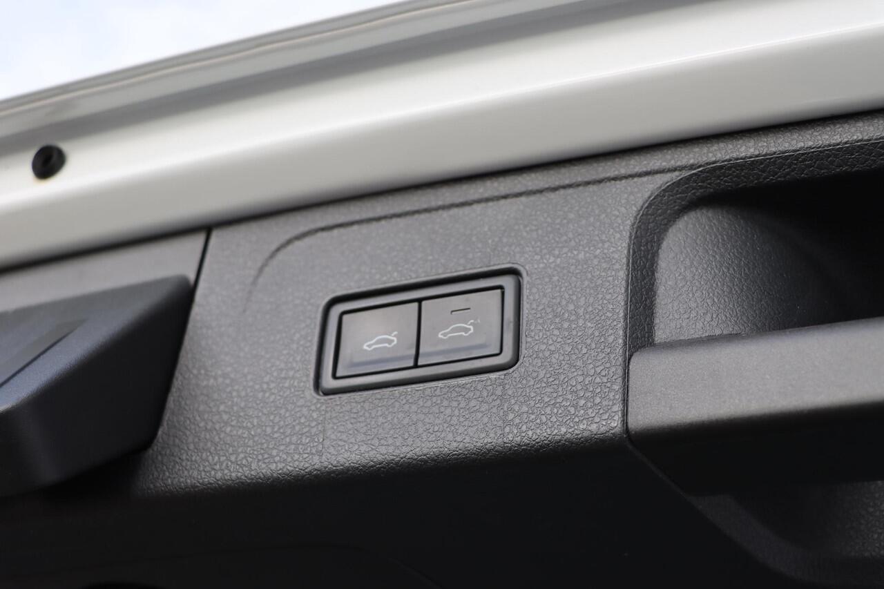 Volkswagen PASSAT Variant 1.4 TSI PHEV GTE Business 218pk DSG6