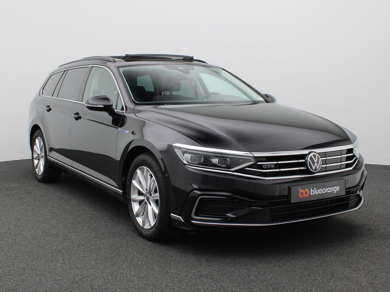 Volkswagen PASSAT Variant 1.4 TSI PHEV GTE Business 218PK DSG Pano-Schuifdak, Trekhaak, Adaptieve Cruise Control, Achteruitrijcamera, Keyless, Stoelverwarming voor + achter, Virtual Cockpit, Elektr. Achterklep, Stuurwielverwaming, 17" LM Velgen
