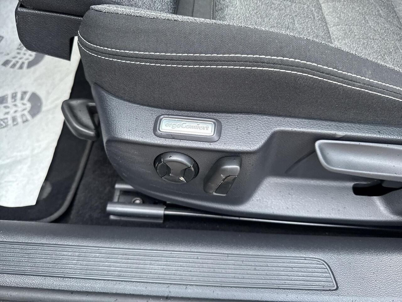 Volkswagen PASSAT Variant 1.4 TSI PHEV GTE Business | Elec. Klep | LED | App Connect | Trekhaak | SOH 94% |