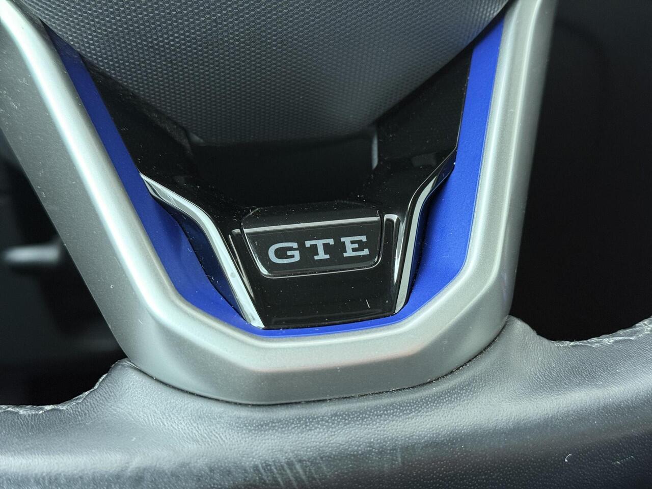 Volkswagen PASSAT Variant 1.4 TSI PHEV GTE Business | 218 PK | SoH 91% | Trekhaak | Panoramadak | 360 graden camera (Area View) | Adaptive cruise control |