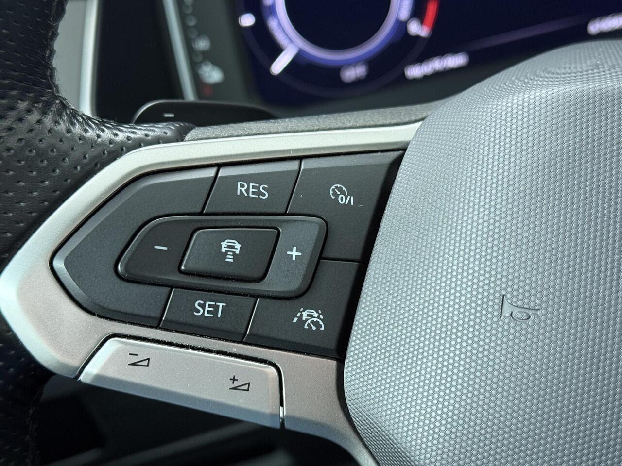 Volkswagen PASSAT Variant 1.4 TSI PHEV GTE Business | 218 PK | SoH 94% | Panoramadak | Bestuurdersstoel ErgoComfort | Adaptive cruise control | Navigatiesysteem |