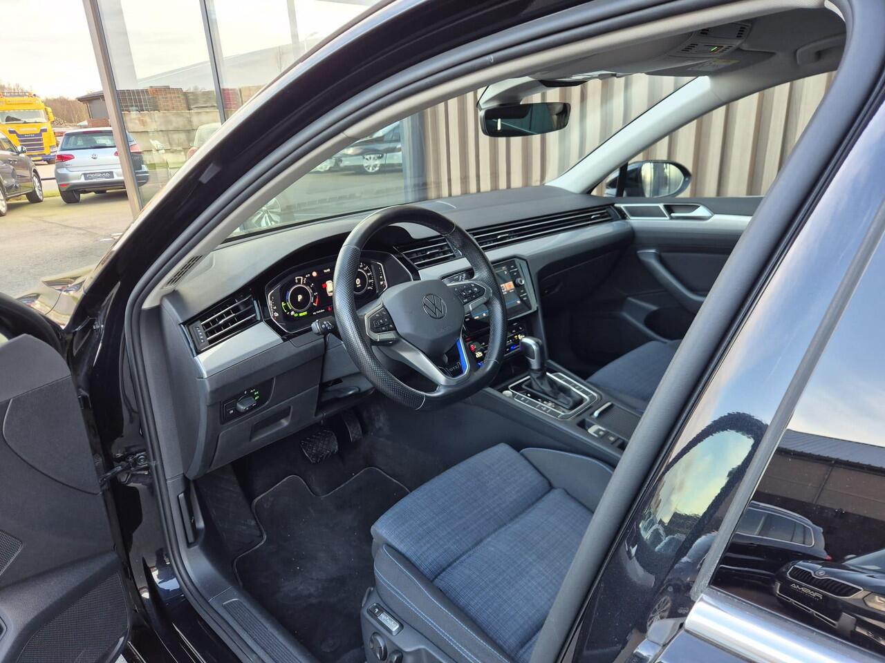 Volkswagen PASSAT Variant 1.4 TSI PHEV GTE Business | BTW | LED | Virtual | Stuur-stoelverw. | Camera | Clima | Cruise