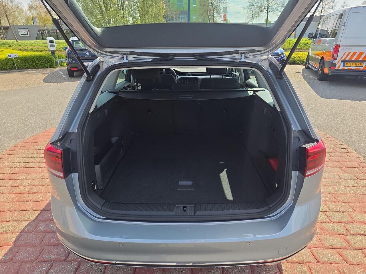 Volkswagen PASSAT Variant 1.4 TSI PHEV GTE Business | Trekhaak | A.Camera | Winterpakket | 2018Pk |