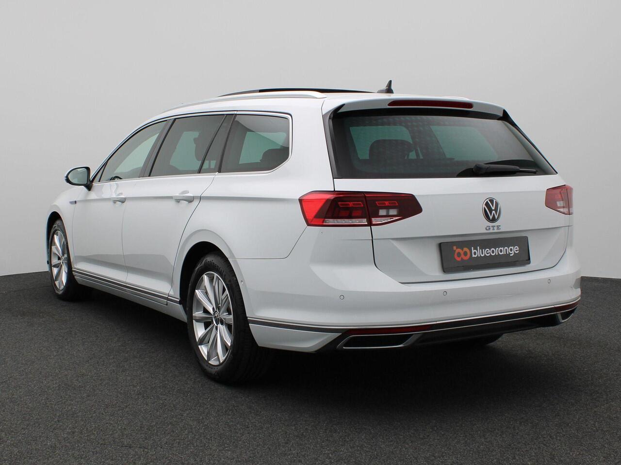 Volkswagen PASSAT Variant 1.4 TSI PHEV GTE Business 218PK DSG Pano-Schuifdak, Adaptieve Cruise Controle, 360gr. Camera, Elektr. Achterklep, Digital Cockpit, Stoelverwarming, Keyless, 17" LM Velgen
