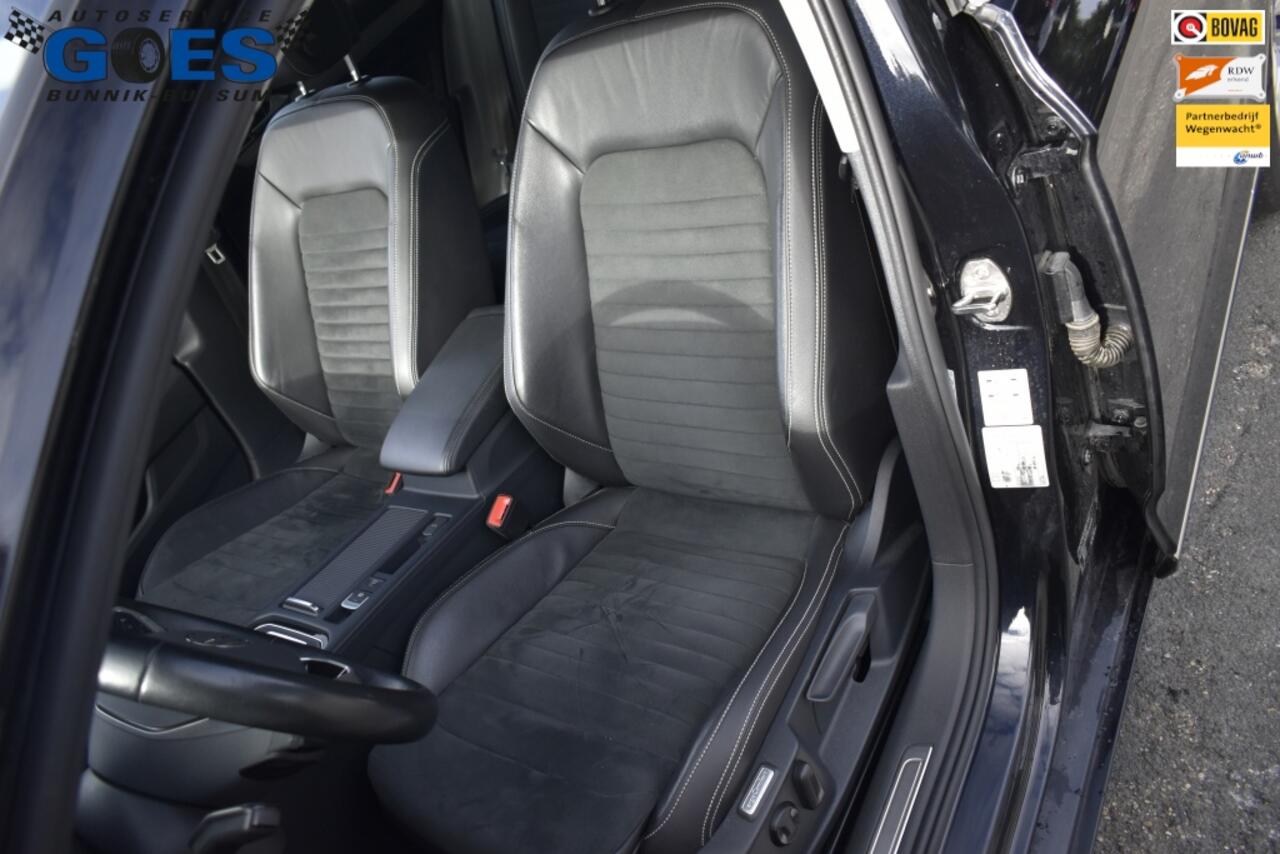 Volkswagen PASSAT high/stoelvrw/clima/carplay