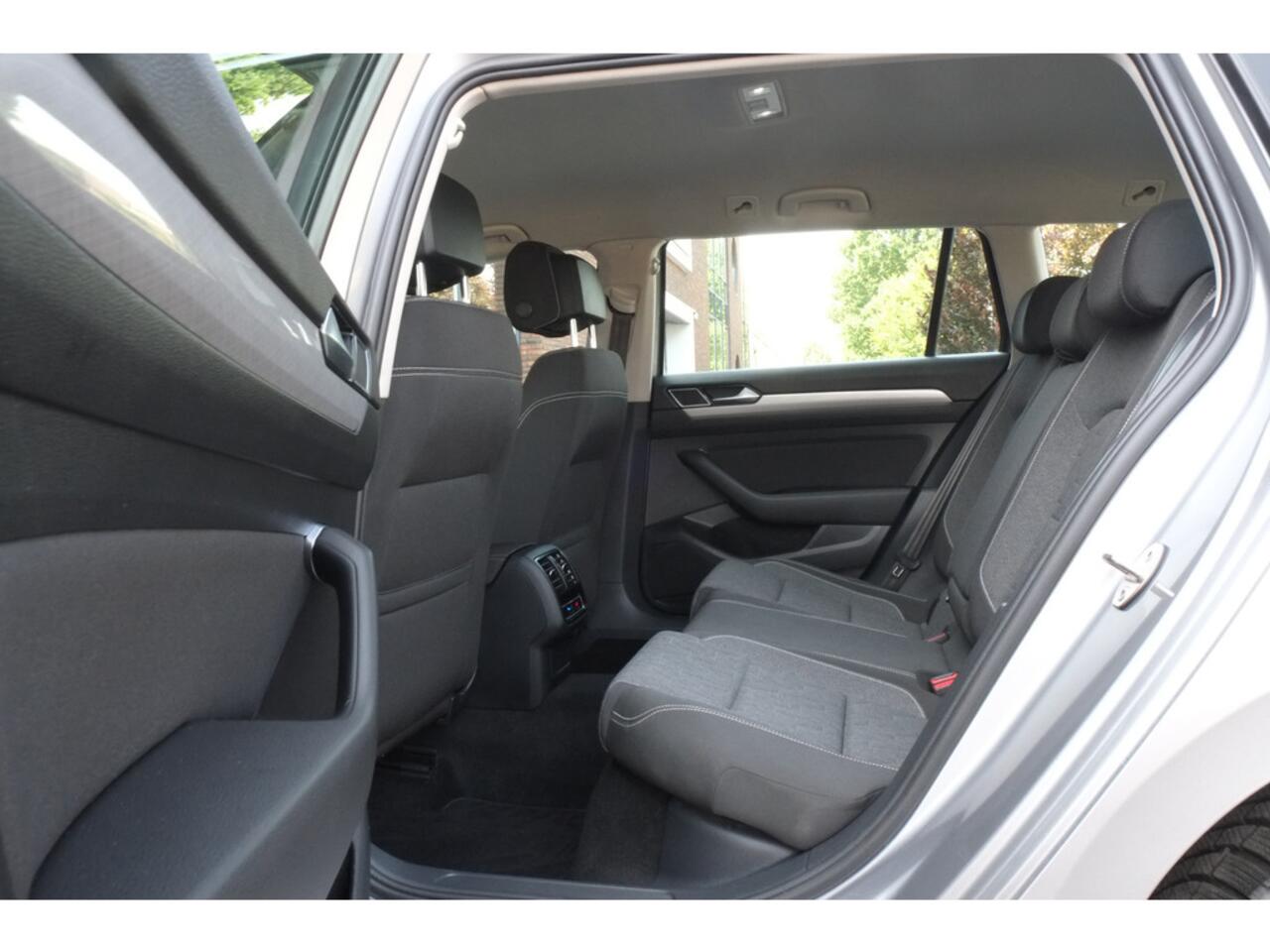 Volkswagen PASSAT Variant 2.0 TDI Business 150pk DSG