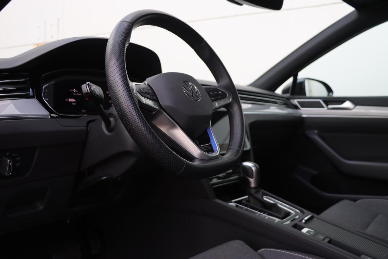 Volkswagen PASSAT Variant 1.4 TSI PHEV GTE Business DSG 218pk | Pano | 360 Camera | Travelassist | Carplay